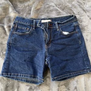 Jean shorts Levi’s Size 6